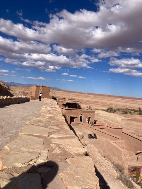 Méharée Maroc 2026 - Découverte du sud Marocain par Niels - 3 jours dans un petit village du Haut Atlas, près de M'Semrrir Méharée Maroc 2026 - Découverte du sud Marocain par Niels -
